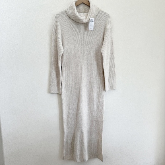 Abercrombie Long-Sleeve Turtleneck
Midi Sweater Dress Small - Picture 3 of 7